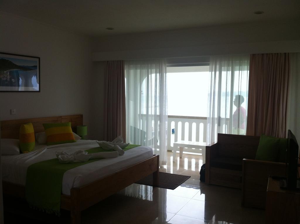 Marie-France Beach Front Apartments La Digue Quarto foto